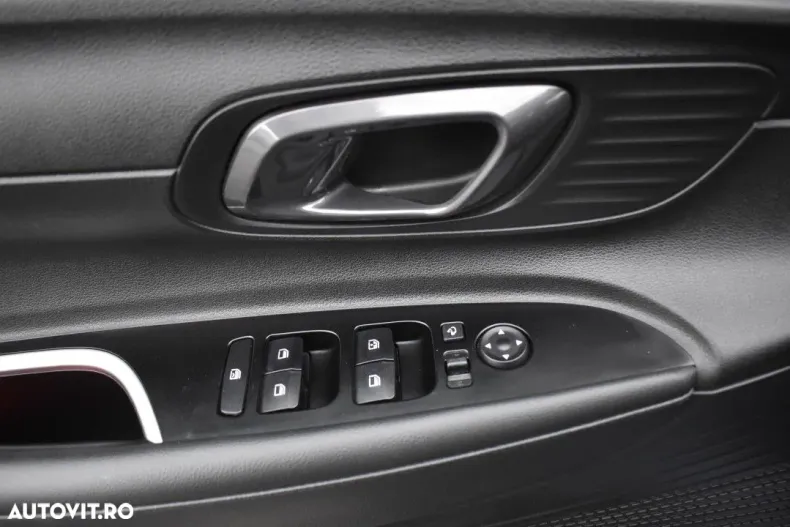 Hyundai BAYON din 2024 cu 14.125 km - oferta HYU189583 - foto 28