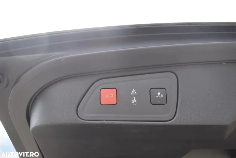 Peugeot 3008 din 2020 cu 77.990 km - oferta PEU189590 - foto 10