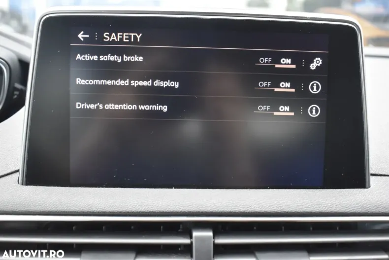 Peugeot 3008 din 2020 cu 77.990 km - oferta PEU189590 - foto 19