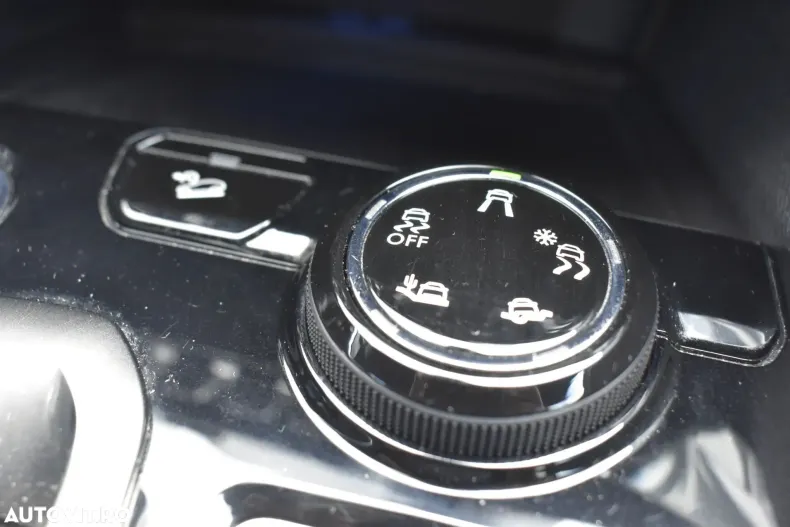 Peugeot 3008 din 2020 cu 77.990 km - oferta PEU189590 - foto 29