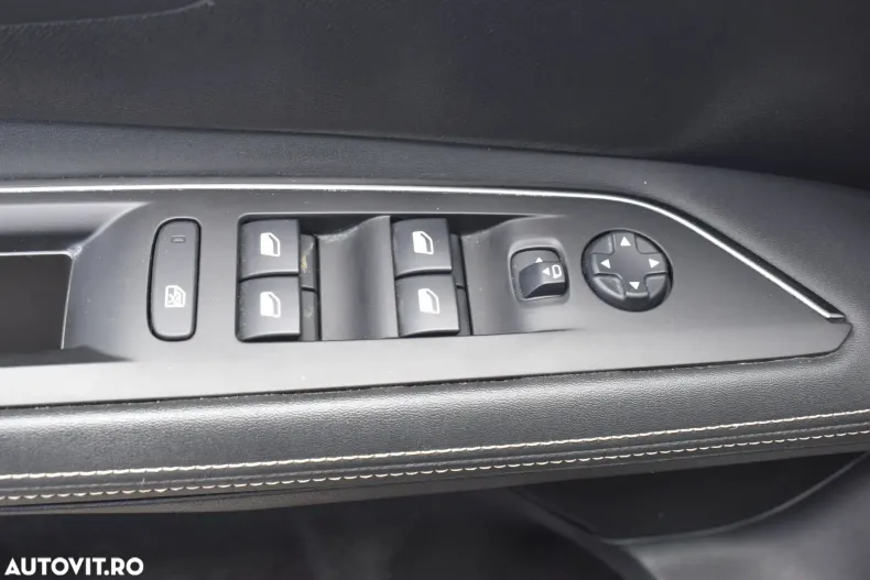 Peugeot 3008 din 2020 cu 77.990 km - oferta PEU189590 - foto 32