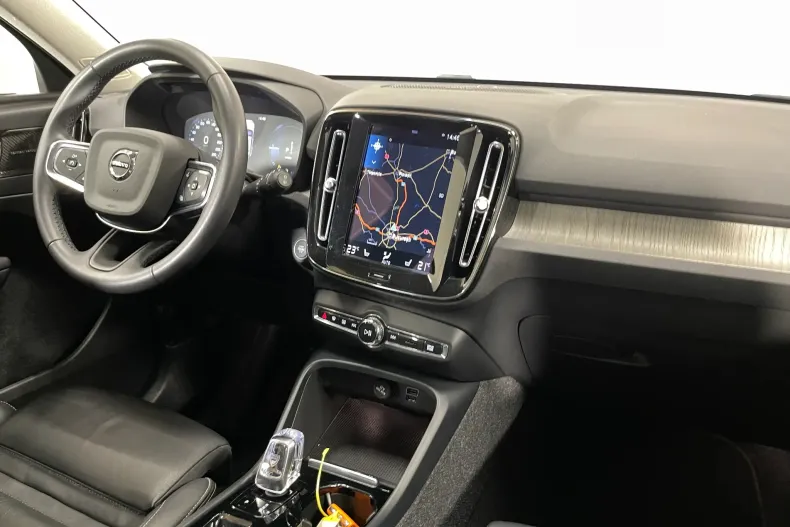 Volvo XC40 din 2021 cu 109.281 km - oferta VOL189597 - foto 9