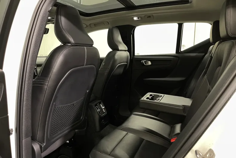 Volvo XC40 din 2021 cu 109.281 km - oferta VOL189597 - foto 12