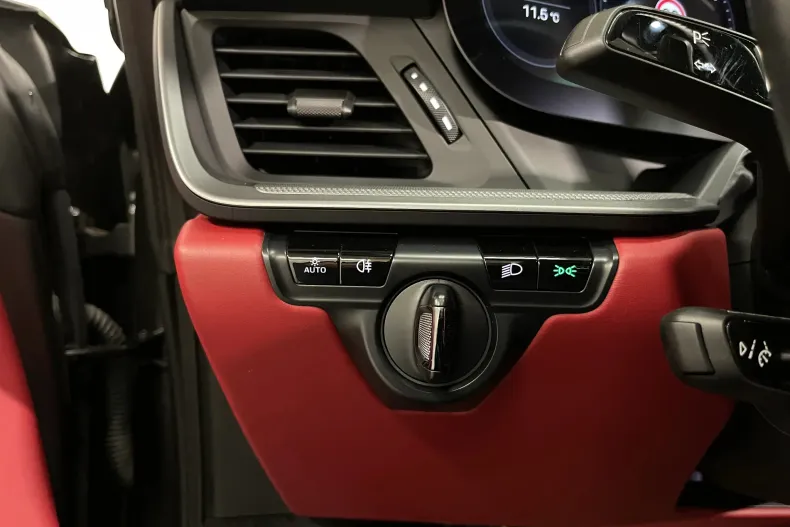 Porsche 911 din 2021 cu 50.886 km - oferta POR189606 - foto 33