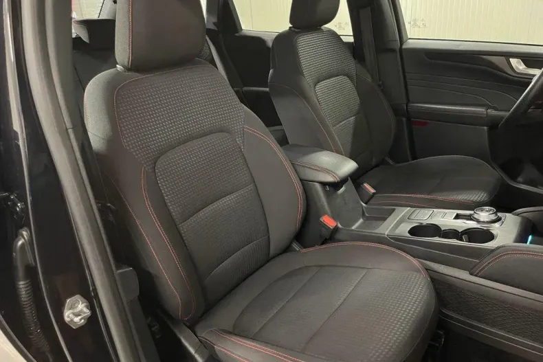 Ford Kuga din 2022 cu 168.341 km - oferta FOR189723 - foto 9