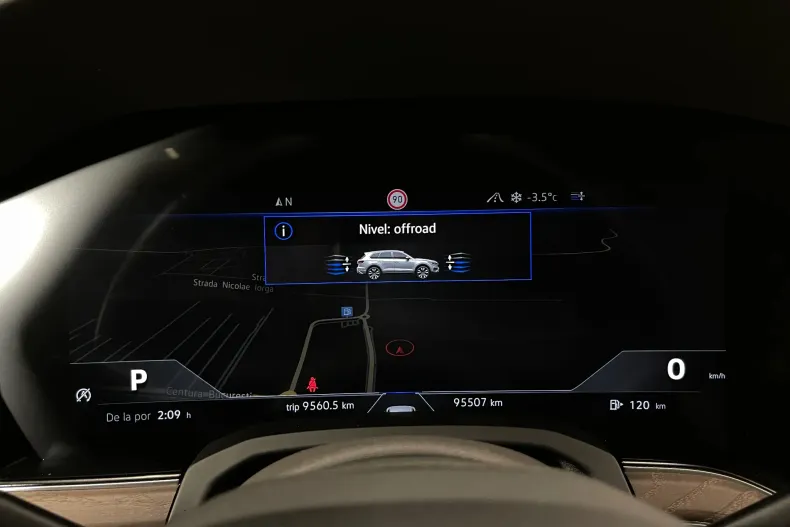 Volkswagen Touareg din 2021 cu 95.507 km - oferta VOL189738 - foto 34