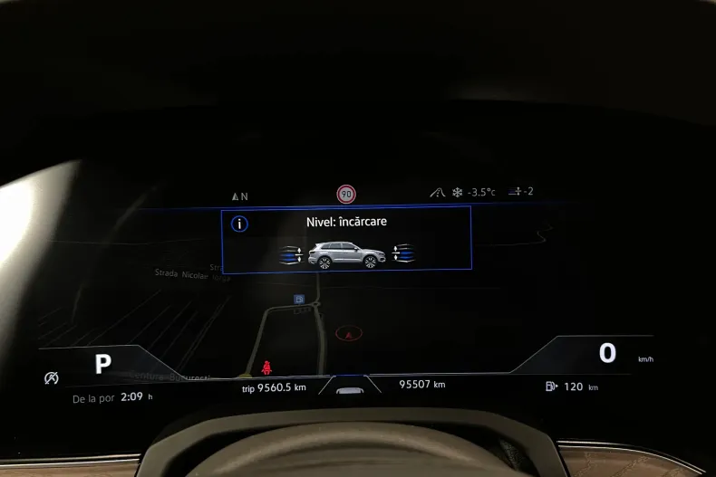 Volkswagen Touareg din 2021 cu 95.507 km - oferta VOL189738 - foto 35