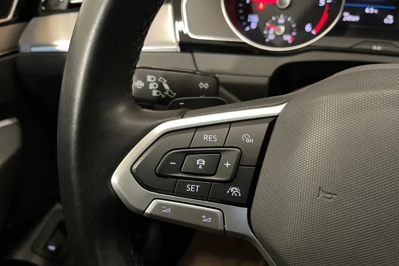 Volkswagen Passat din 2020 cu 24.569 km - oferta VOL189745 - foto 23