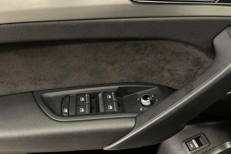 Audi SQ5 din 2020 cu 43.150 km - oferta AUD189771 - foto 27