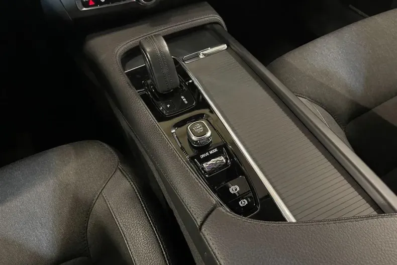 Volvo V90 din 2021 cu 152.068 km - oferta VOL189831 - foto 21