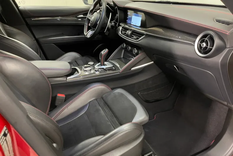 Alfa Romeo Stelvio din 2021 cu 69.080 km - oferta ALF189851 - foto 10