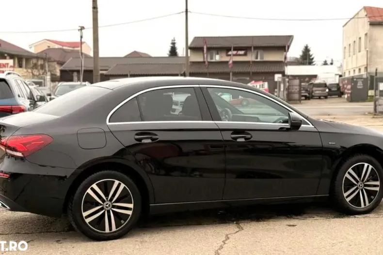 Mercedes-Benz A 250 (Clasa A) din 2020 cu 93.000 km - oferta MER189913 - foto 9