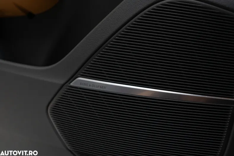 Audi RSQ8 din 2020 cu 63.800 km - oferta AUD189925 - foto 24