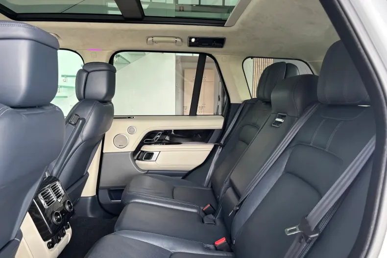 Land Rover Range Rover din 2021 cu 105.000 km - oferta LAN189929 - foto 11