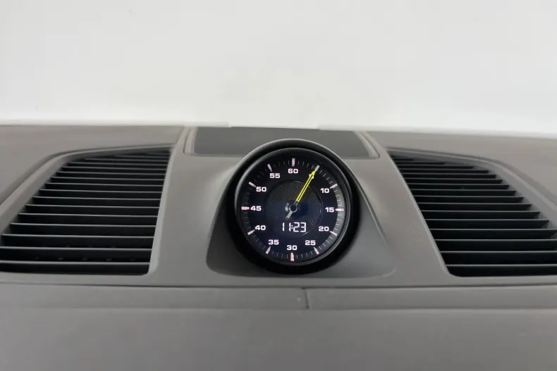 Porsche Cayenne din 2022 cu 123.000 km - oferta POR189930 - foto 24