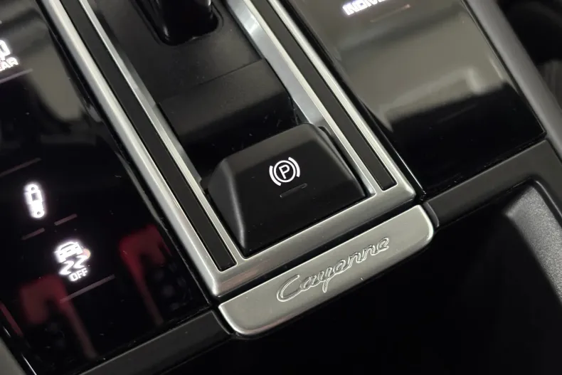 Porsche Cayenne din 2022 cu 123.000 km - oferta POR189930 - foto 30