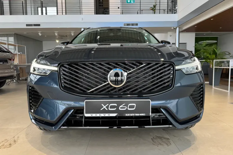 Volvo XC60 din 2025 cu 9 km - oferta VOL189931 - foto 2