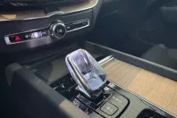 Volvo XC60 din 2025 cu 9 km - oferta VOL189931 - foto 16