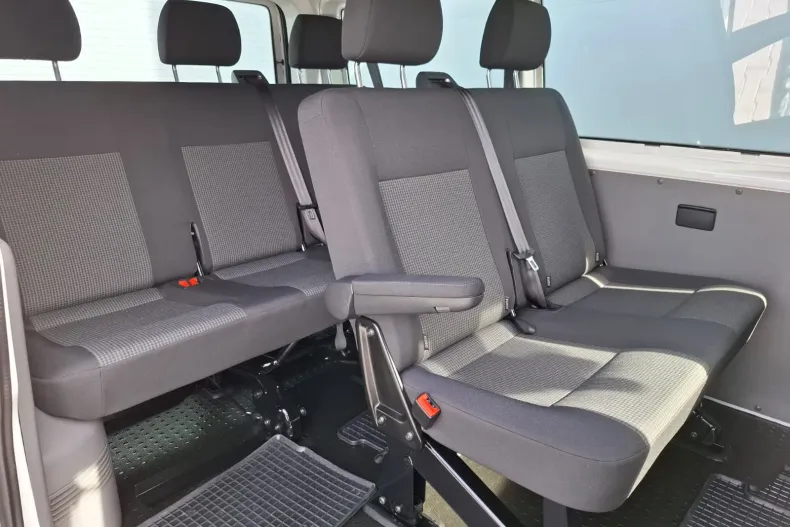 Volkswagen Transporter din 2023 cu 20.917 km - oferta VOL189932 - foto 4