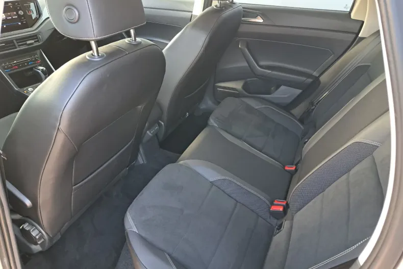 Volkswagen Taigo din 2024 cu 39.240 km - oferta VOL189933 - foto 9