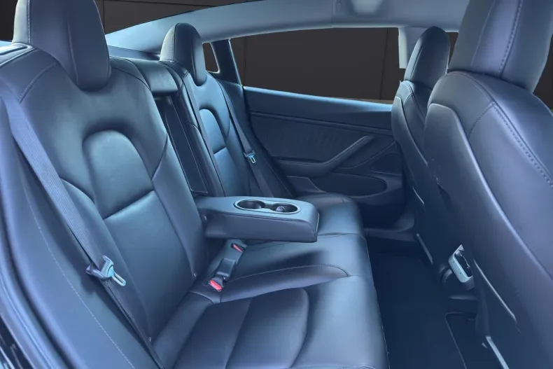 Tesla Model 3 din 2021 cu 83.130 km - oferta TES189937 - foto 10