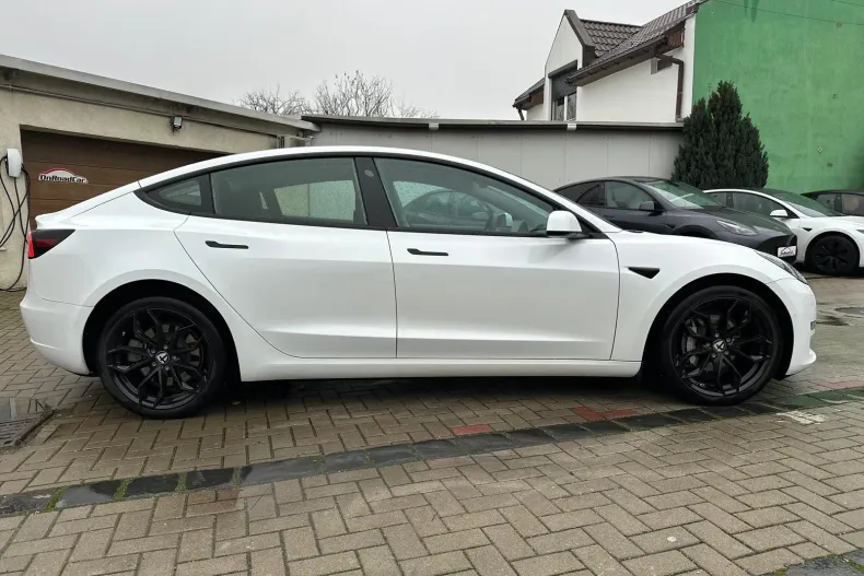 Tesla Model 3 din 2022 cu 73.000 km - oferta TES189943 - foto 12