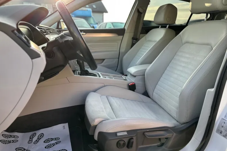 Volkswagen Passat din 2020 cu 66.041 km - oferta VOL189944 - foto 11