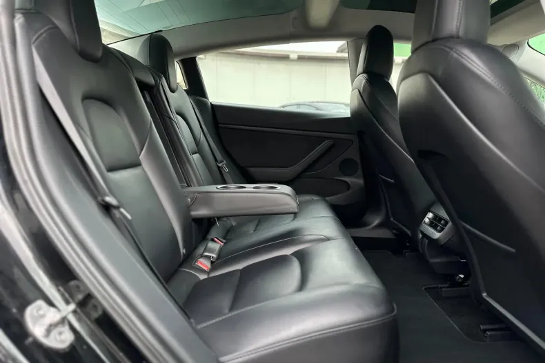 Tesla Model 3 din 2021 cu 57.793 km - oferta TES189952 - foto 33