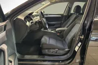 Volkswagen Passat din 2021 cu 69.596 km - oferta VOL189969 - foto 16