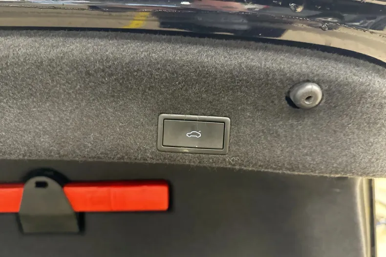 Volkswagen Passat din 2021 cu 69.596 km - oferta VOL189969 - foto 31