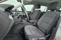 Volkswagen Passat din 2022 cu 121.808 km - oferta VOL189987 - foto 8