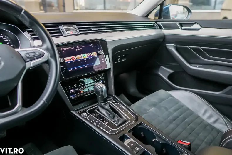 Volkswagen Passat din 2021 cu 79.000 km - oferta VOL189989 - foto 11