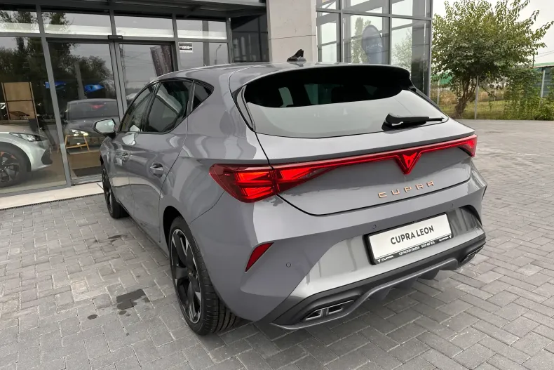 Cupra Leon din 2025 cu 0 km - oferta CUP189990 - foto 6