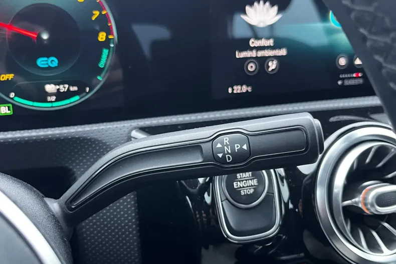 Mercedes-Benz A 250 (Clasa A) din 2020 cu 97.176 km - oferta MER190021 - foto 17