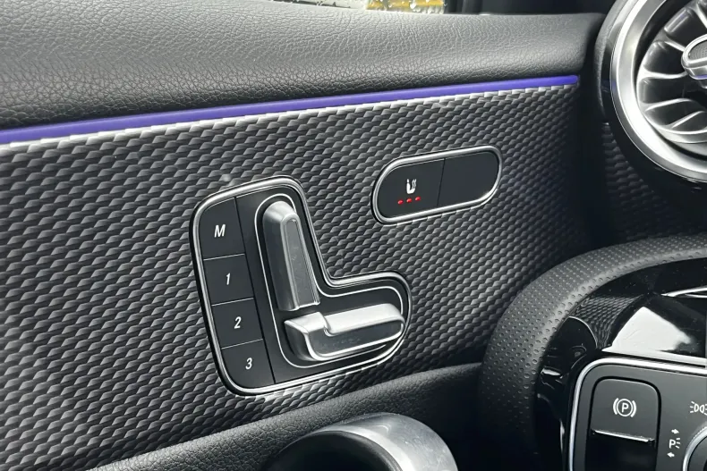 Mercedes-Benz A 250 (Clasa A) din 2020 cu 84.537 km - oferta MER190026 - foto 13