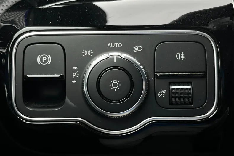 Mercedes-Benz A 250 (Clasa A) din 2020 cu 84.537 km - oferta MER190026 - foto 21