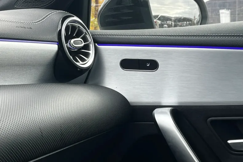 Mercedes-Benz A 250 (Clasa A) din 2020 cu 44.348 km - oferta MER190028 - foto 27