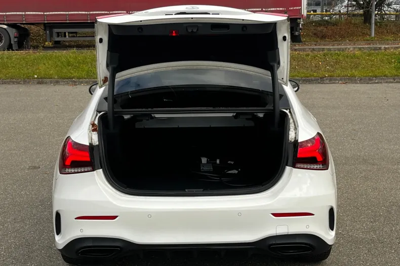 Mercedes-Benz A 250 (Clasa A) din 2020 cu 44.348 km - oferta MER190028 - foto 28