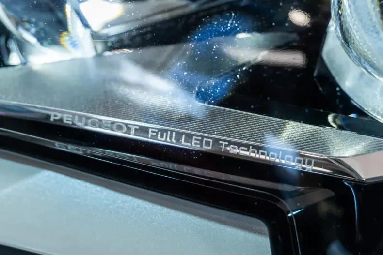 Peugeot 3008 din 2022 cu 38.179 km - oferta PEU190036 - foto 12