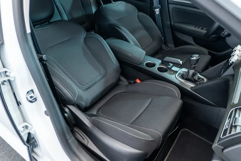 Renault Megane din 2022 cu 81.710 km - oferta REN190038 - foto 8