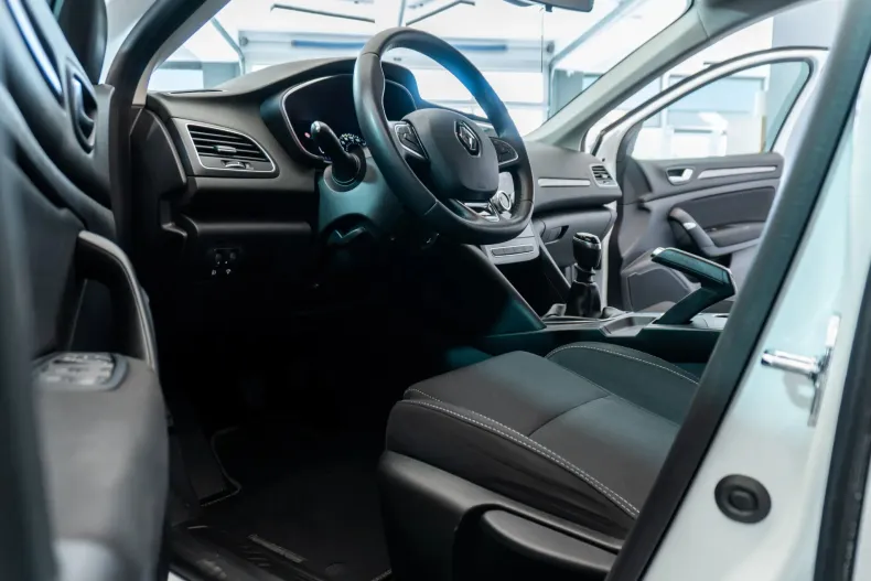 Renault Megane din 2022 cu 81.710 km - oferta REN190038 - foto 18