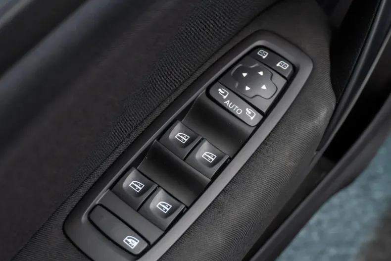 Renault Megane din 2022 cu 81.710 km - oferta REN190038 - foto 19