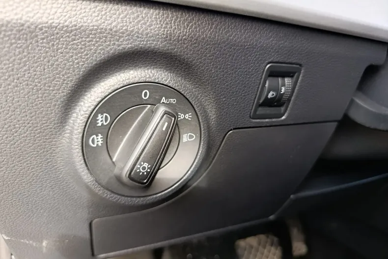 Seat Arona din 2024 cu 63.971 km - oferta SEA190062 - foto 11