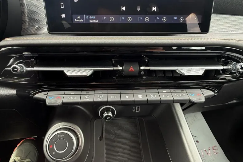 Alfa Romeo Tonale din 2024 cu 45.600 km - oferta ALF190138 - foto 25