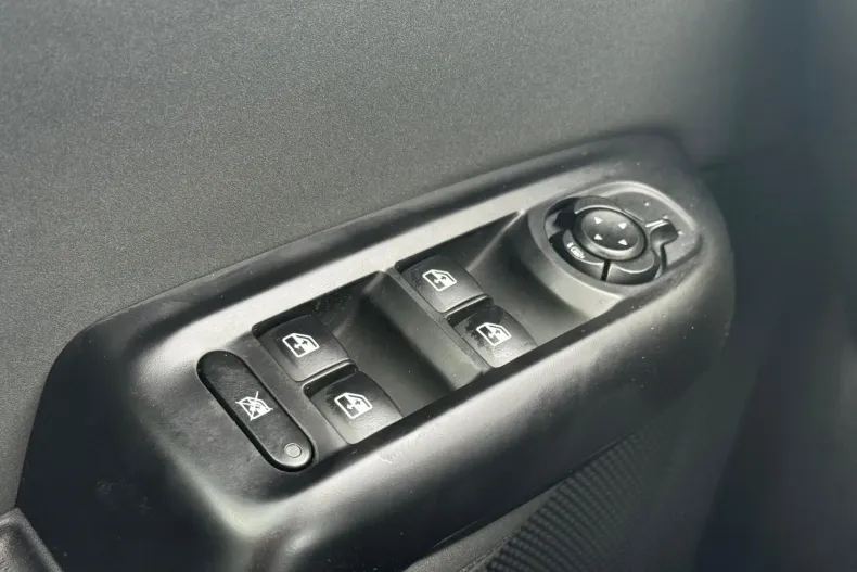 Alfa Romeo Tonale din 2024 cu 45.600 km - oferta ALF190138 - foto 28