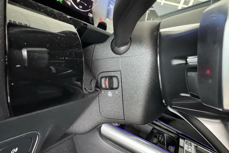 Mercedes-Benz GLA din 2025 cu 1.900 km - oferta MER190144 - foto 14