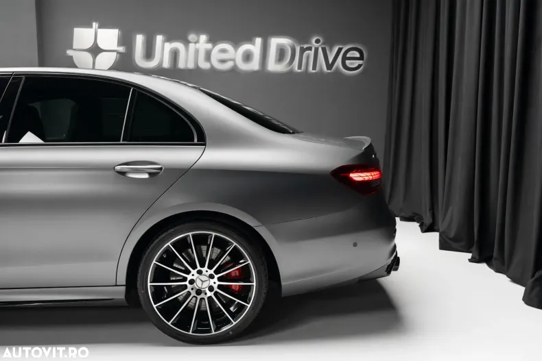 Mercedes-Benz E 53 AMG (Clasa E) din 2021 cu 46.000 km - oferta MER190145 - foto 9