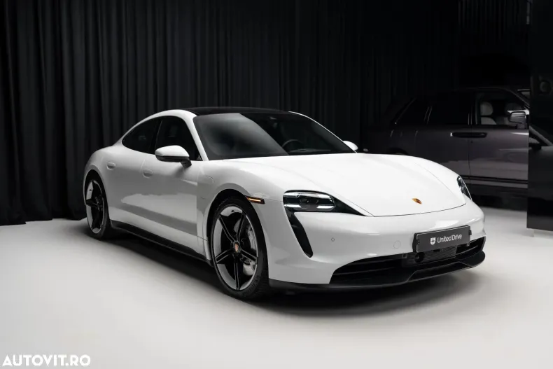 Porsche Taycan din 2021 cu 1.800 km - oferta POR190146 - foto 3