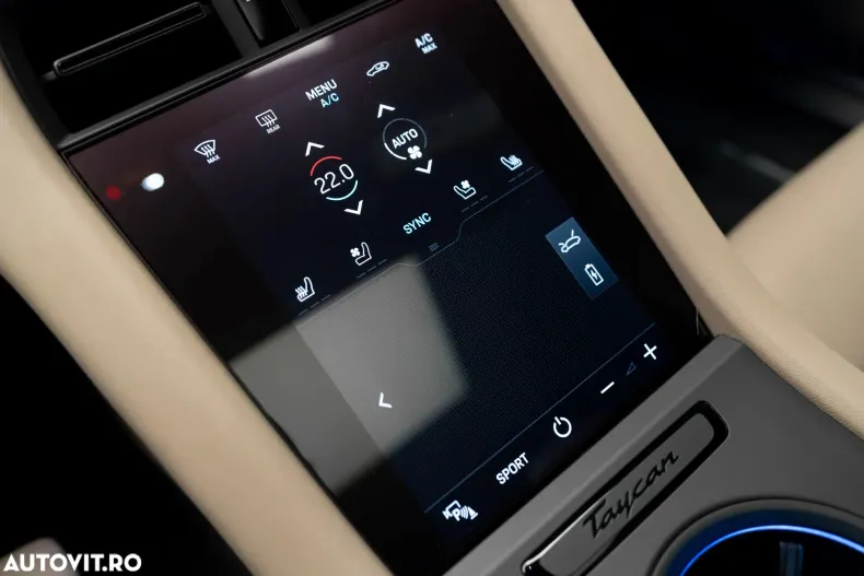 Porsche Taycan din 2021 cu 1.800 km - oferta POR190146 - foto 28