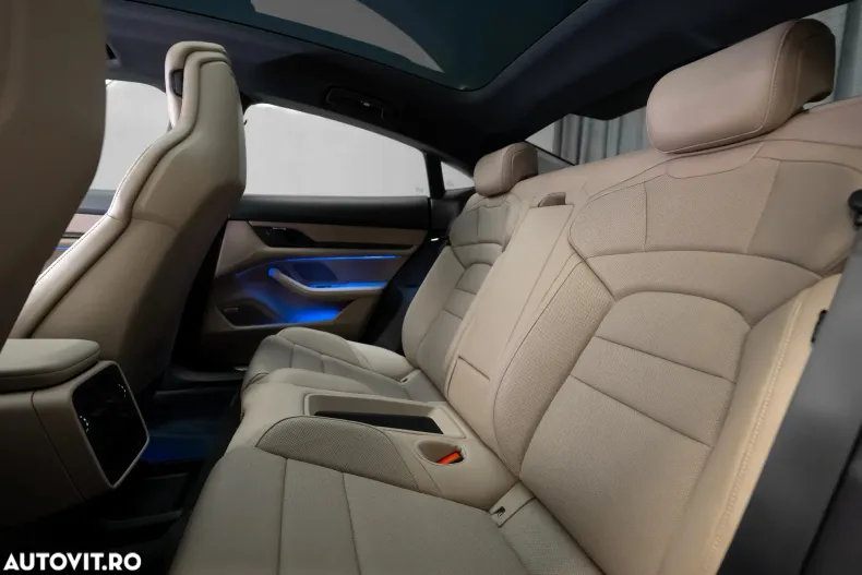 Porsche Taycan din 2021 cu 1.800 km - oferta POR190146 - foto 32